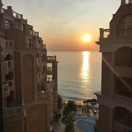 La Spacious With A Sea View Appartement Varna