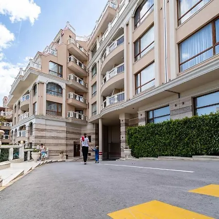 La Spacious With A Sea View Apartment Varna