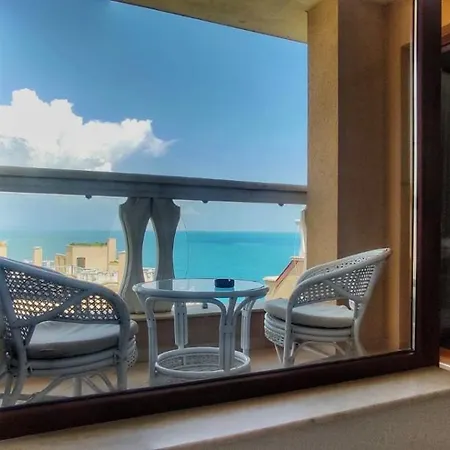 Daire La Spacious With A Sea View Varna